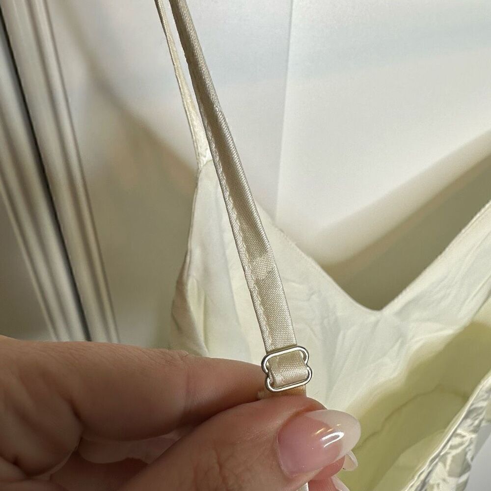 Lulus NWT Love It Ivory Satin Floral Jacquard Asymmetrical Midi Dress Medium (R1 - Picture 9 of 9